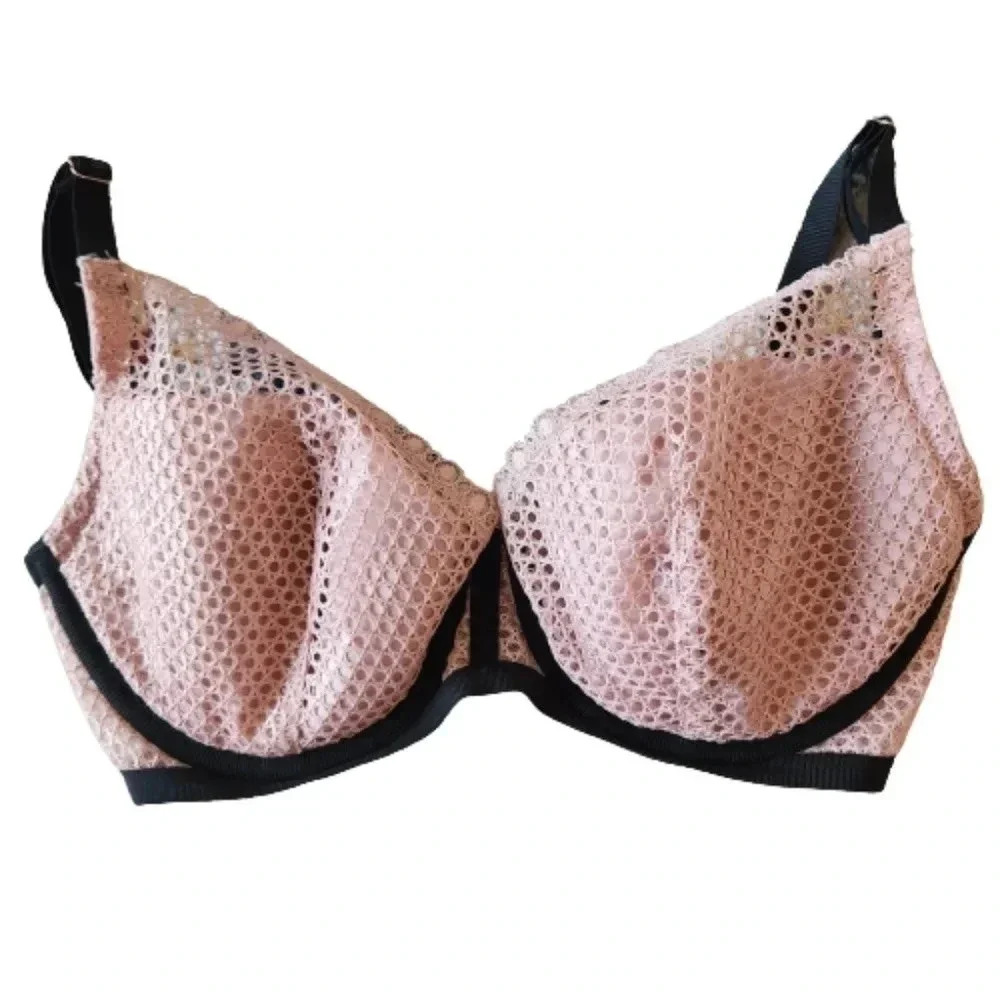 NWOT Victoria's Secret black and pink mesh material bra Size 32DD